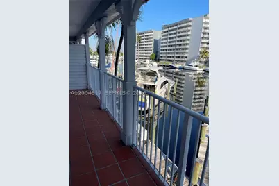 2415 NW 16th St #102, Miami, FL 33125 - Photo 12