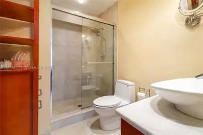 126 Golden Isles #32A, Hallandale Beach, FL 33009 - Photo 20