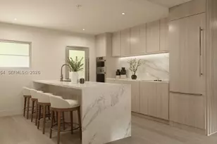 250 Collins, Miami Beach, FL 33139 - Photo 2