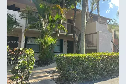 9926 Nob Hill #9926, Sunrise, FL 33351 - Photo 2