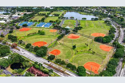 845 NW 91st, Plantation, FL 33324 - Photo 30