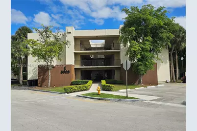 8005 SW 107th #305, Miami, FL 33173 - Photo 2
