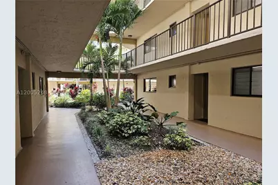 8005 SW 107th #305, Miami, FL 33173 - Photo 12