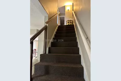 1100 SE 4th #32, Deerfield Beach, FL 33441 - Photo 2