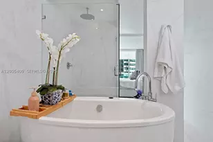 10 Venetian, Miami Beach, FL 33139 - Photo 20