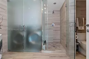 10 Venetian, Miami Beach, FL 33139 - Photo 16