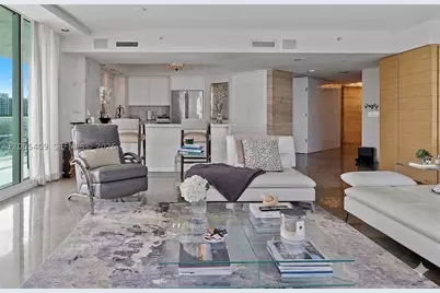 10 Venetian #804, Miami Beach, FL 33139 - Photo 6