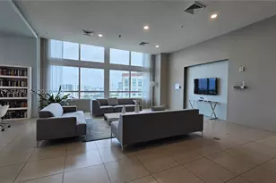 1900 N Bayshore, Miami, FL 33132 - Photo 26