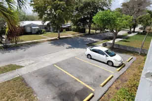 1719 Wiley, Hollywood, FL 33020 - Photo 24
