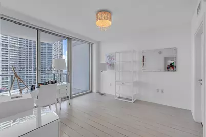 200 Biscayne Boulevard #3407, Miami, FL 33131 - Photo 16