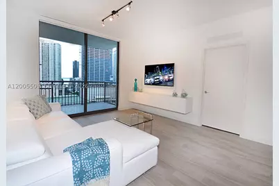 999 SW 1st #1611, Miami, FL 33130 - Photo 12