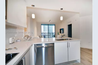 999 SW 1st #1611, Miami, FL 33130 - Photo 8