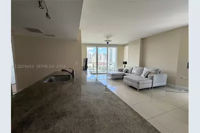 185 SW 7th #1511, Miami, FL 33130 - Photo 2