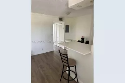 110 SE 2nd #206, Hallandale, FL 33009 - Photo 6