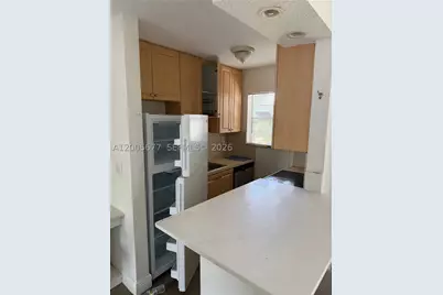 110 SE 2nd #206, Hallandale, FL 33009 - Photo 2