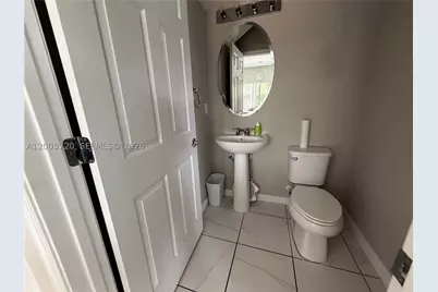 2231 NW Treviso, Port Saint Lucie, FL 34986 - Photo 10