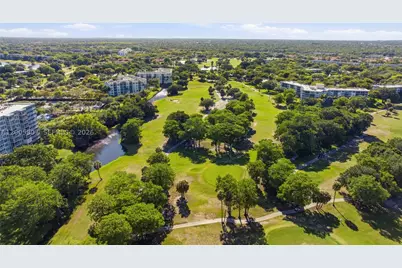 625 Oaks #304, Pompano Beach, FL 33069 - Photo 36