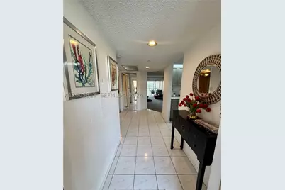 571 SW 141st #208N, Pembroke Pines, FL 33027 - Photo 4