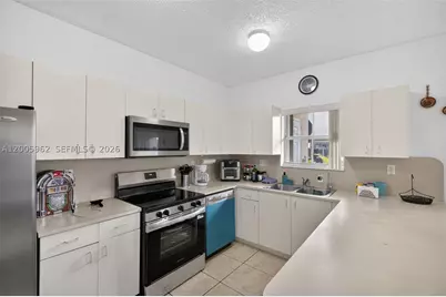 16624 NW 73rd #16624, Miami Lakes, FL 33014 - Photo 14