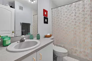 16624 NW 73rd, Miami Lakes, FL 33014 - Photo 22