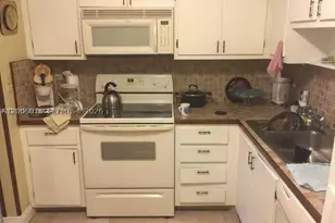 20840 San Simeon, Miami, FL 33179 - Photo 10