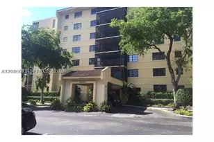 20840 San Simeon, Miami, FL 33179 - Photo 30