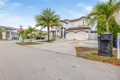 16621 SW 58th, Miami, FL 33193 - Photo 2