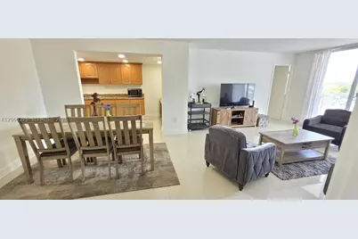 18011 Biscayne #402, Aventura, FL 33160 - Photo 8