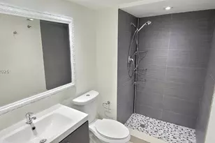 18011 Biscayne, Aventura, FL 33160 - Photo 10