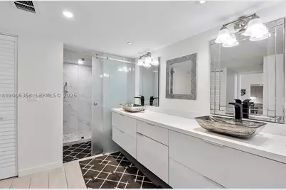 100 Bayview #PH31, Sunny Isles Beach, FL 33160 - Photo 6