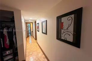 100 Golden Isles, Hallandale Beach, FL 33009 - Photo 28