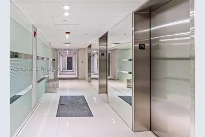 20301 W Country Club #PH22, Aventura, FL 33180 - Photo 6
