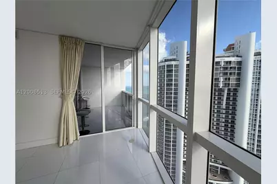18201 Collins #5105, Sunny Isles Beach, FL 33160 - Photo 12