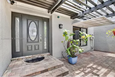 11254 NW 15th, Pembroke Pines, FL 33026 - Photo 2