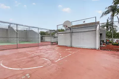 11254 NW 15th, Pembroke Pines, FL 33026 - Photo 36