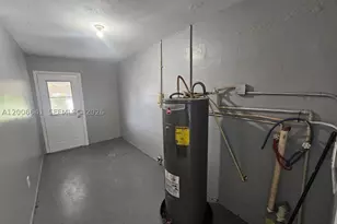 1118 NW 43rd, Lauderhill, FL 33313 - Photo 20