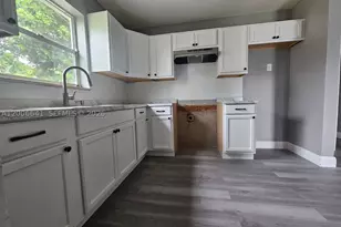 1118 NW 43rd, Lauderhill, FL 33313 - Photo 6
