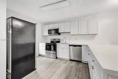 4800 Hillcrest #207, Hollywood, FL 33021 - Photo 2