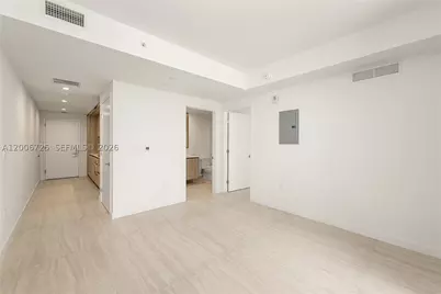 77 SE 5th #1505, Miami, FL 33131 - Photo 26
