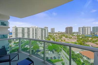 19370 Collins #1122, Sunny Isles Beach, FL 33160 - Photo 2