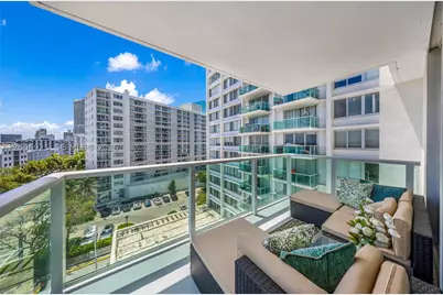 1000 West #702, Miami Beach, FL 33139 - Photo 18