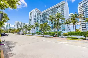 1000 W, Miami Beach, FL 33139 - Photo 40