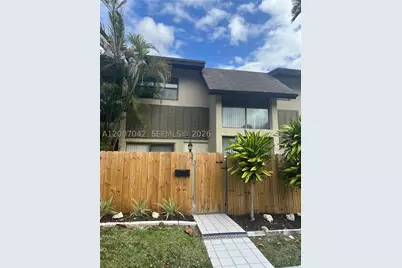 11141 SW 70th, Miami, FL 33173 - Photo 2