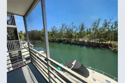 3660 NE 166th #302, North Miami Beach, FL 33160 - Photo 4