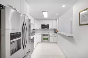 19370 Collins, Sunny Isles Beach, FL 33160 - Photo 4