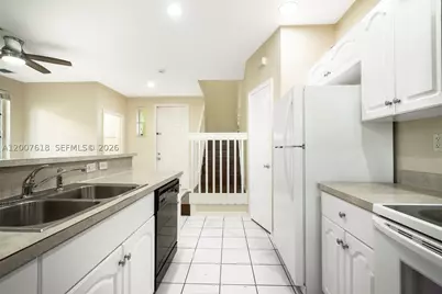 6051 SW 19th, North Lauderdale, FL 33068 - Photo 6