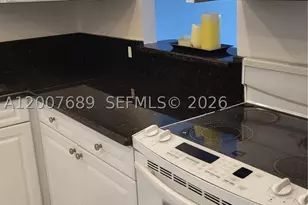 3475 N Country Club, Aventura, FL 33180 - Photo 10
