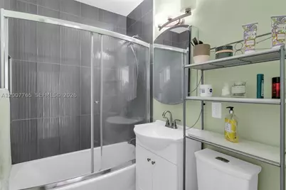 921 N 31st, Hollywood, FL 33021 - Photo 46