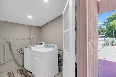 921 N 31st, Hollywood, FL 33021 - Photo 24
