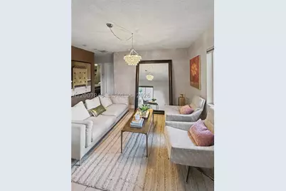 1423 Holly Heights #11, Fort Lauderdale, FL 33304 - Photo 1